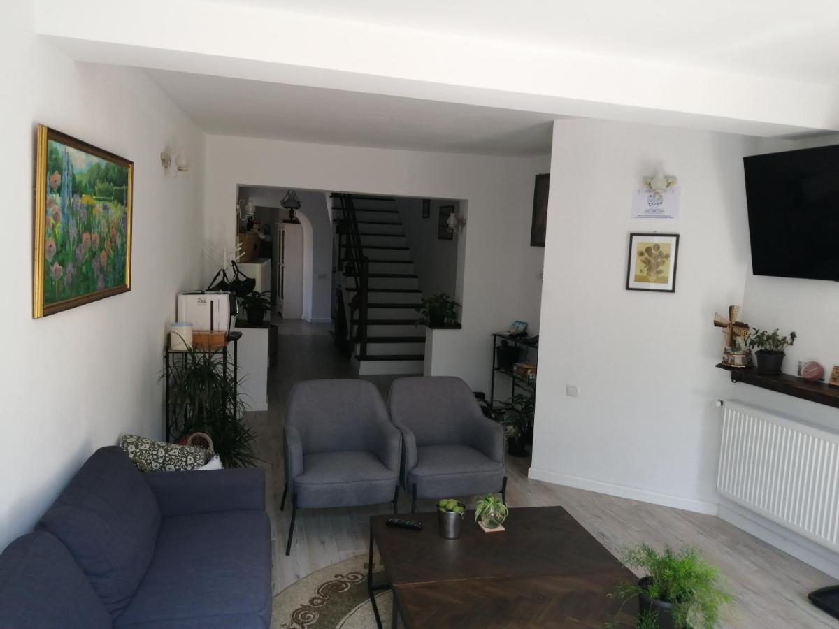 Casa Scheiana Bed & Breakfast Brasov Ngoại thất bức ảnh