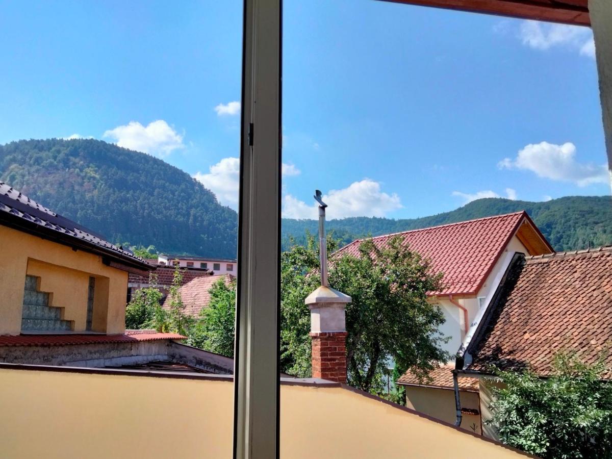 Casa Scheiana Bed & Breakfast Brasov Ngoại thất bức ảnh