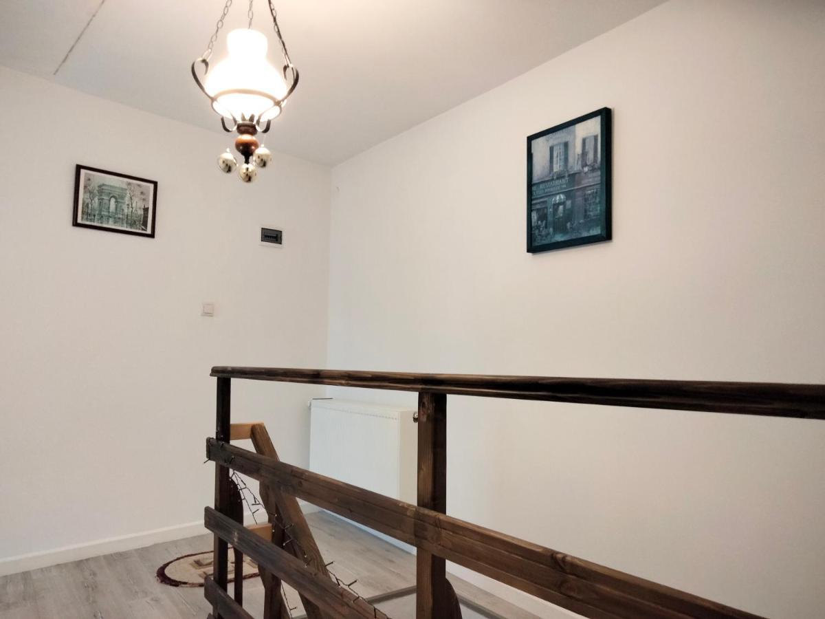 Casa Scheiana Bed & Breakfast Brasov Ngoại thất bức ảnh